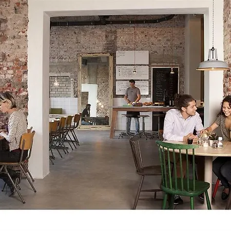 The Social Hub 3* Den Haag