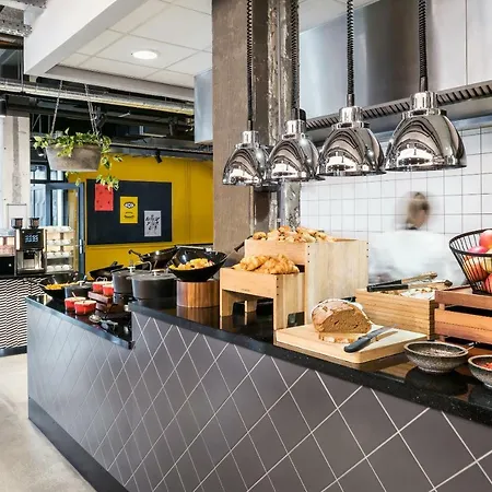 Hotel The Social Hub 3*