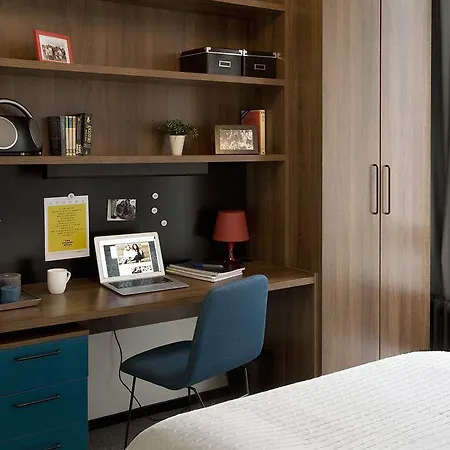 Hotel The Social Hub 3*