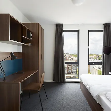 Hotel The Social Hub 3*