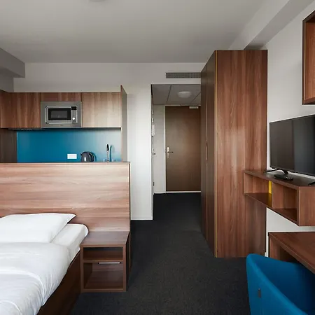 Hotel The Social Hub 3*