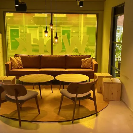 The Social Hub 3* La Haya